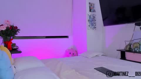 Snapshot of chloe__daviss chatting on October 2025 03:03:02 AM CHLOE online show from October 2025 03:03:02 AM