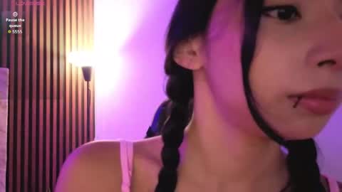 chloe_bluee_ online show from April 2026 11:03:02 AM