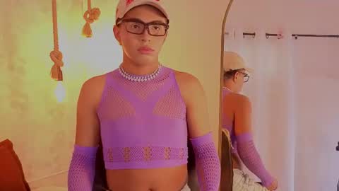 Snapshot of chloe_bronze chatting on July 2026 08:02:01 PM Chloe online show from July 2026 08:02:01 PM