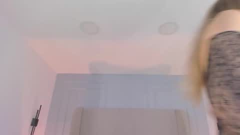 Chloe online show from May 2026 03:39:01 PM