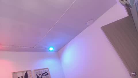 Chloe online show from March 2026 12:07:01 PM