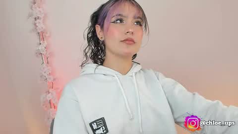 Snapshot of chloe_evans12 chatting on January 2026 03:01:02 AM Chloe online show from January 2026 03:01:02 AM