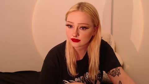 Chloe Levine online show from September 2025 11:16:02 PM