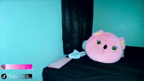 AMY online show from September 2025 12:44:02 AM