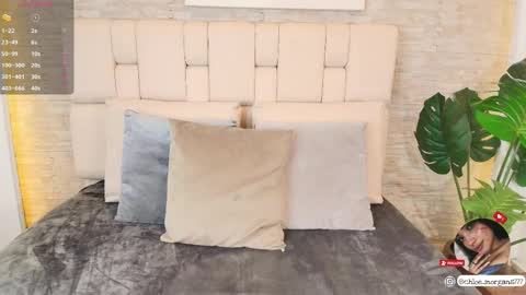 chloe online show from March 2025 07:32:02 PM