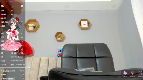 Snapshot of chloe_narcise chatting on February 2025 02:03:02 PM Chloe online show from February 2025 02:03:02 PM