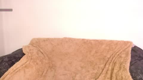 chloe_peach_ online show from May 2026 12:01:01 PM