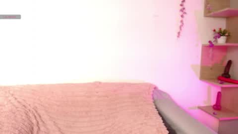 chloe_peach_ online show from May 2026 12:11:02 PM