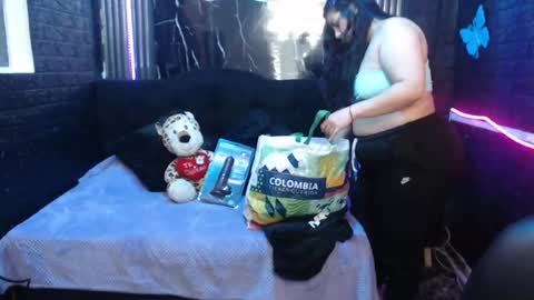 Snapshot of chloe_smith5 chatting on June 2026 01:13:01 PM chloe_smith5 online show from June 2026 01:13:01 PM