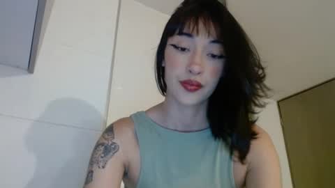 cloes  online show from September 2025 12:33:02 AM