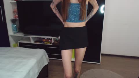 Chloe online show from January 2025 01:41:01 PM