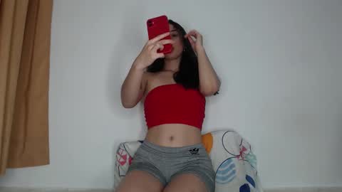 Chloe  online show from October 2025 09:12:02 PM