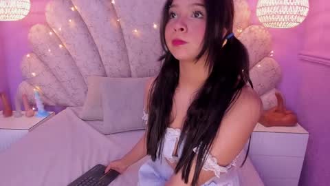   online show from February 2025 10:53:01 PM