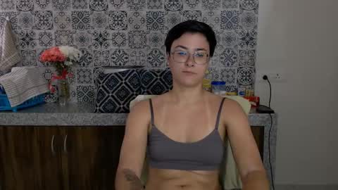 Eva and Sandra online show from February 2025 05:14:02 AM