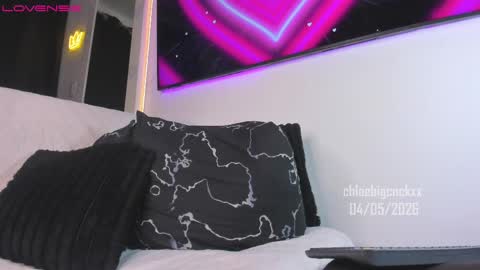 Im Chloe    independent account      online show from May 2026 03:36:01 AM