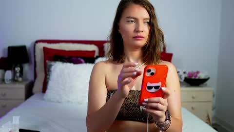 Chloe online show from May 2026 07:27:01 AM