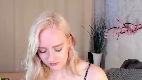 Chloe Deccker online show from June 2026 01:08:01 AM
