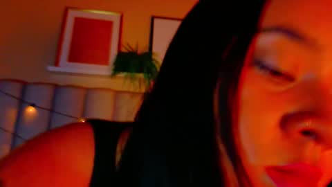 Snapshot of chloeemiller__ chatting on February 2026 11:33:01 AM C H L O E online show from February 2026 11:33:01 AM