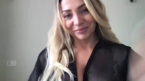 Chloe online show from July 2026 01:59:01 PM