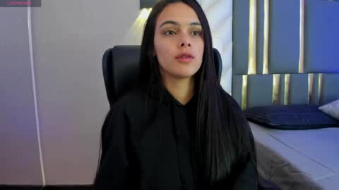  Chloe Harper  online show from April 2026 11:42:02 AM