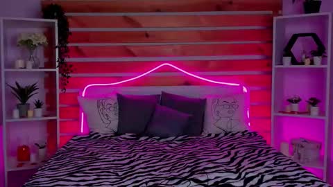 Chloe online show from December 2025 01:15:02 AM