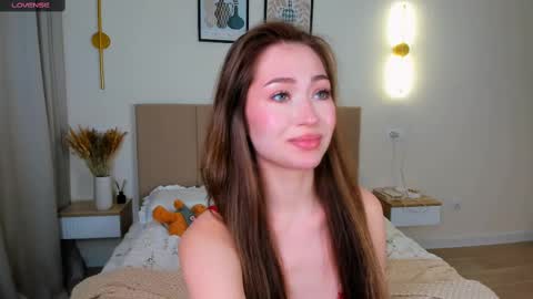 ChloeLuv online show from March 2025 04:44:02 PM