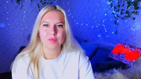 ChloeRicci online show from October 2025 12:47:02 PM