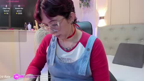 Snapshot of chloerossee chatting on January 2025 01:32:02 AM Chloe rosse online show from January 2025 01:32:02 AM