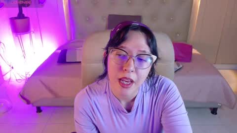 Snapshot of chloerossee chatting on September 2025 01:28:01 AM Chloe rosse online show from September 2025 01:28:01 AM