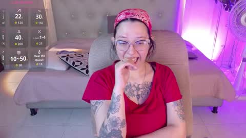 Snapshot of chloerossee chatting on September 2025 01:31:02 AM Chloe rosse online show from September 2025 01:31:02 AM