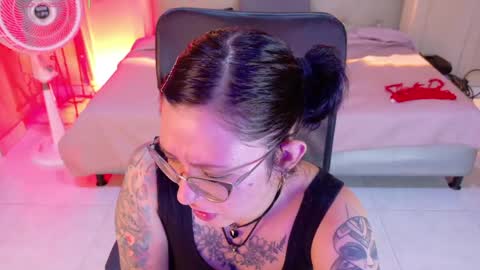 Chloe rosse online show from May 2026 10:50:03 PM