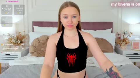 Chloe online show from March 2025 01:37:02 AM