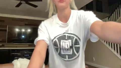 Snapshot of chloexbabe chatting on February 2026 06:13:01 AM Chloe Babe online show from February 2026 06:13:01 AM