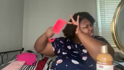 Melina online show from April 2026 04:00:02 PM