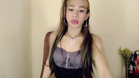 Snapshot of chocolatetriplex chatting on March 2025 03:26:01 PM chocolatetriplex online show from March 2025 03:26:01 PM