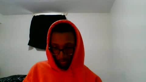 Chocolatinhermoso online show from December 2024 06:38:02 PM