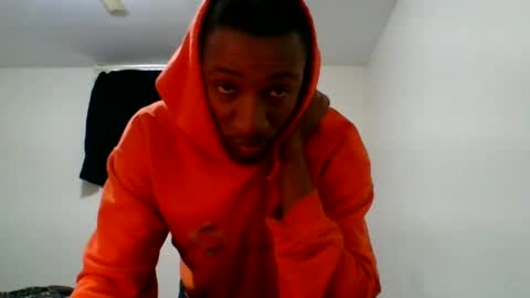 Chocolatinhermoso online show from December 2024 03:58:01 PM