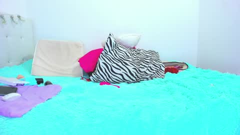 Snapshot of chocoo_dessert chatting on December 2024 03:43:02 PM online show from December 2024 03:43:02 PM