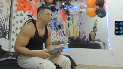 Chorey Thaylor online show from October 2025 01:23:02 PM