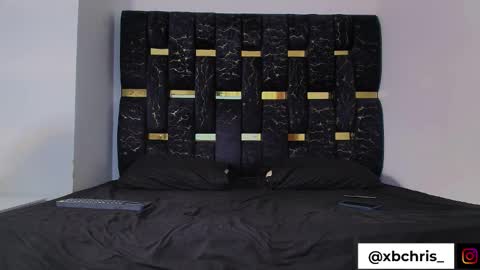 Snapshot of chris_blake__ chatting on December 2025 06:14:01 PM Chris B online show from December 2025 06:14:01 PM