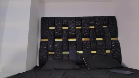 Snapshot of chris_blake__ chatting on December 2025 09:34:02 PM Chris B online show from December 2025 09:34:02 PM