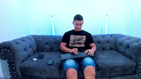 Snapshot of chris_diamonnd chatting on January 2026 08:23:01 PM Chris Diamond online show from January 2026 08:23:01 PM