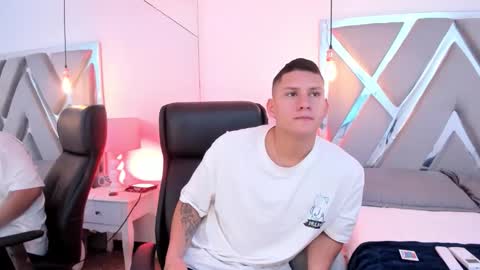 Snapshot of chris_diamonnd chatting on February 2026 07:17:02 PM Chris Diamond online show from February 2026 07:17:02 PM