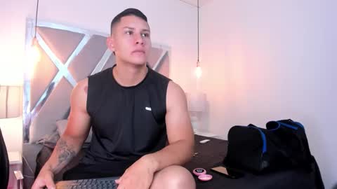 Snapshot of chris_diamonnd chatting on February 2026 02:31:02 AM Chris Diamond online show from February 2026 02:31:02 AM