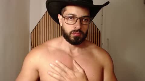 cris         Twitter magnum101010 insta magnumc20 online show from February 2026 04:03:02 PM