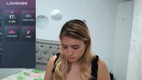 Yarixa online show from January 2025 11:00:02 PM