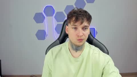 Snapshot of chris_tyson chatting on December 2024 08:21:02 PM Chris Tyson online show from December 2024 08:21:02 PM