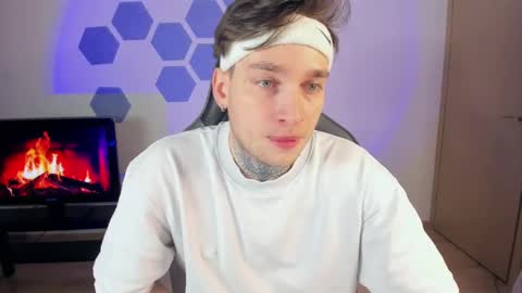 Snapshot of chris_tyson chatting on January 2025 08:32:01 PM Chris Tyson online show from January 2025 08:32:01 PM