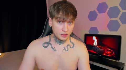 Snapshot of chris_tyson chatting on February 2025 12:00:02 AM Chris Tyson online show from February 2025 12:00:02 AM