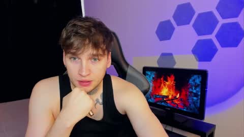 Snapshot of chris_tyson chatting on February 2025 07:56:01 AM Chris Tyson online show from February 2025 07:56:01 AM